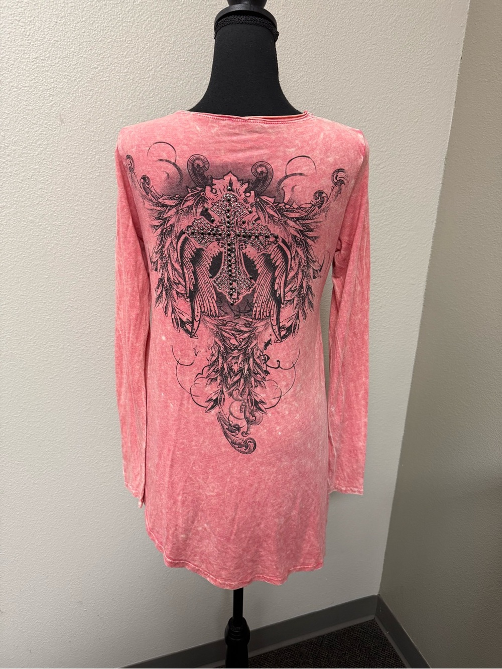 T Party Coral Cross Graphic Rhinestone Tunic Top M Boho Western Boutique Chic - Picture 5 of 10